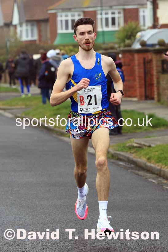 Senior mens 12 Stage 2023 Northern Mens 12 stage and Womens 6 Stage Relays and Young Athletes, Redcar. Photo: David T. Hewitson/Sports for All Pics